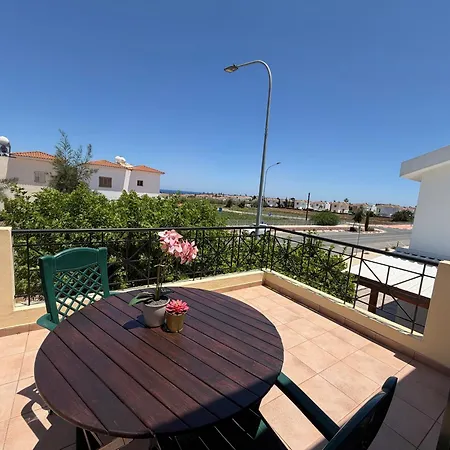 Lemon Tree - Walk To Kapparis *