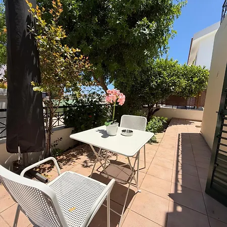 Lemon Tree - Walk To Kapparis *